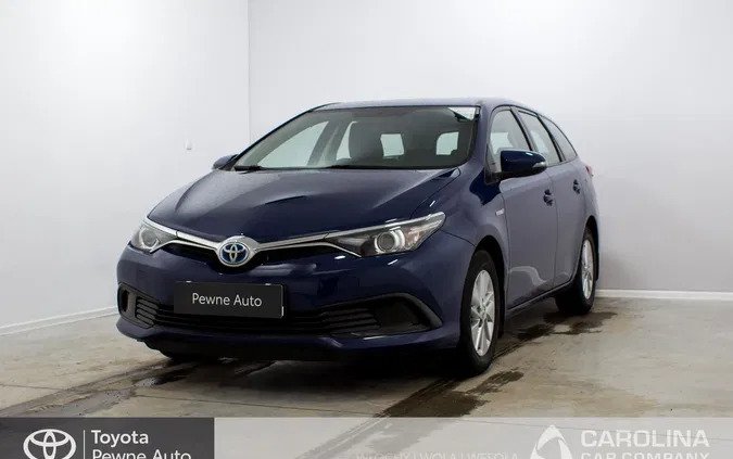 samochody osobowe Toyota Auris cena 69999 przebieg: 124111, rok produkcji 2018 z Białystok